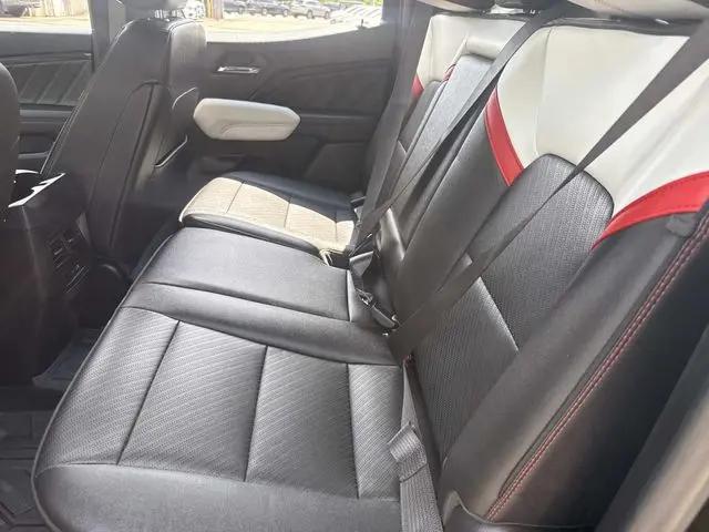 2023 GMC Canyon 4WD Crew Cab Short Box AT4X