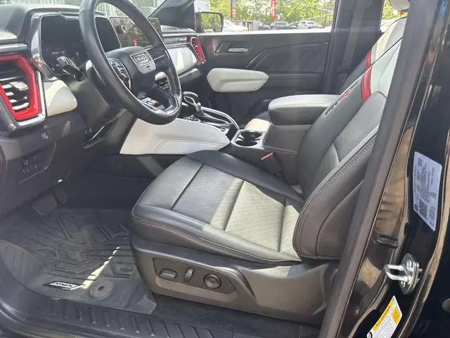 2023 GMC Canyon 4WD Crew Cab Short Box AT4X
