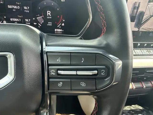 2023 GMC Canyon 4WD Crew Cab Short Box AT4X