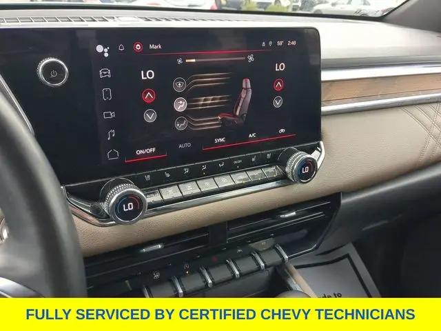 2023 GMC Canyon 4WD Crew Cab Short Box Denali