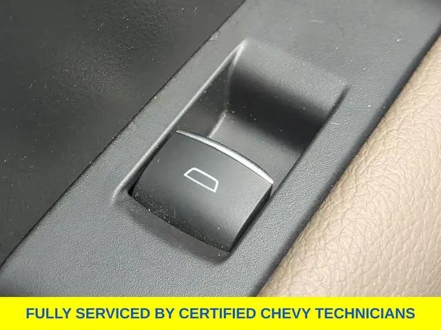 2023 GMC Canyon 4WD Crew Cab Short Box Denali
