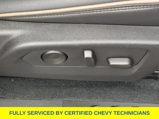 2023 GMC Canyon 4WD Crew Cab Short Box Denali