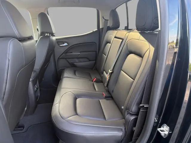 2022 GMC Canyon 4WD Crew Cab Short Box Elevation