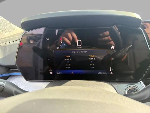 2025 Chevrolet Trax FWD LT