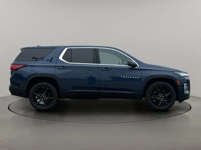 2022 Chevrolet Traverse FWD LS
