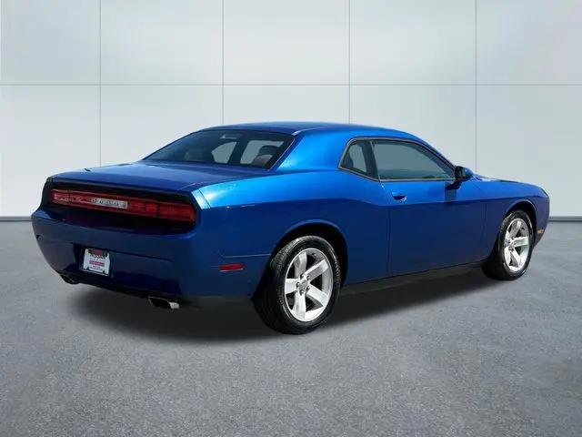 2012 Dodge Challenger SXT