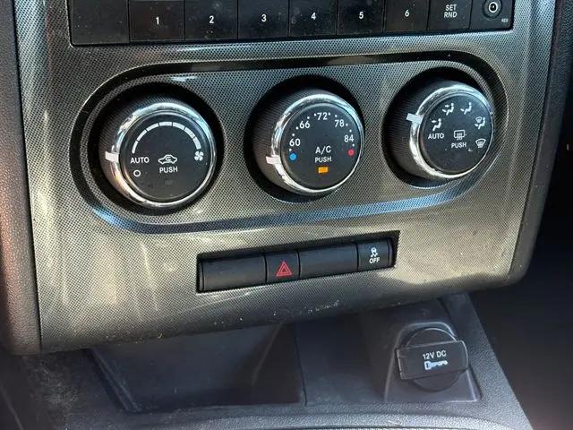 2012 Dodge Challenger SXT