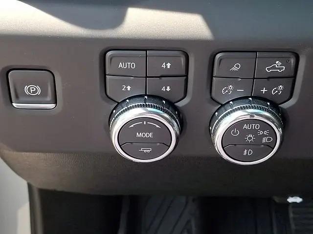 2026 GMC Sierra 2500HD Crew Cab, Standard Bed, AT4X, 4WD