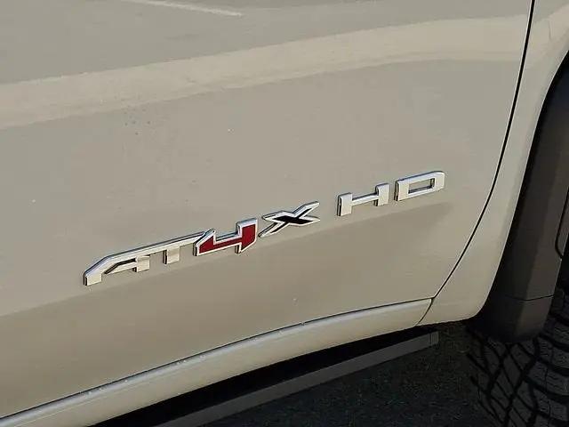 2026 GMC Sierra 2500HD Crew Cab, Standard Bed, AT4X, 4WD
