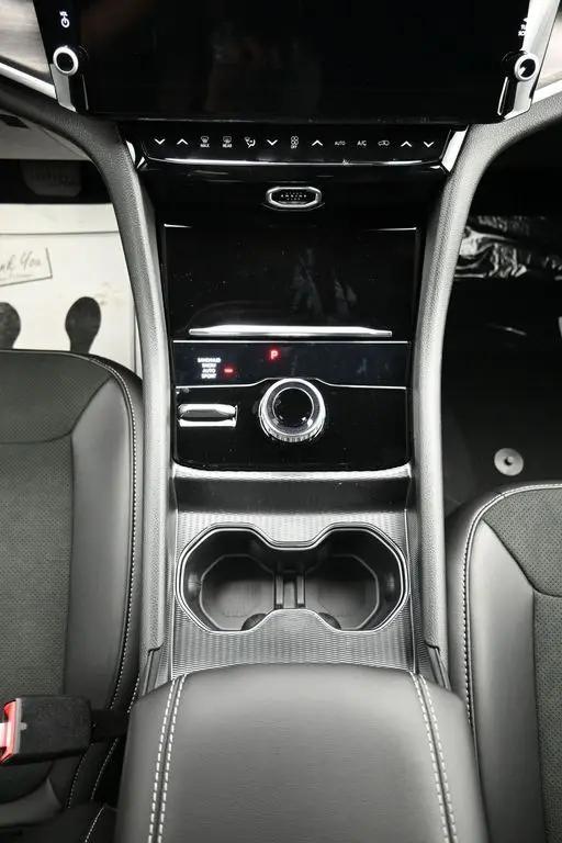2026 Jeep Grand Cherokee L Altitude 4x4