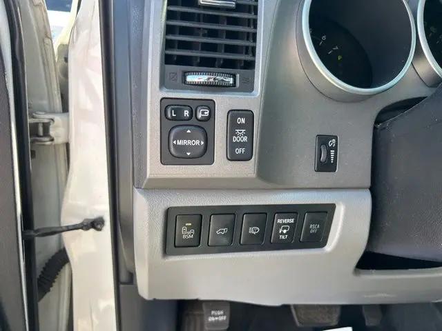 2013 Toyota Sequoia Platinum 5.7L V8