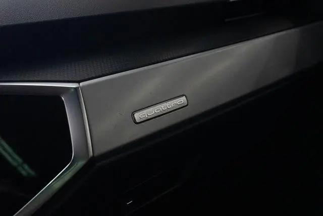 2021 Audi Q3 Premium 45 TFSI S line quattro Tiptronic
