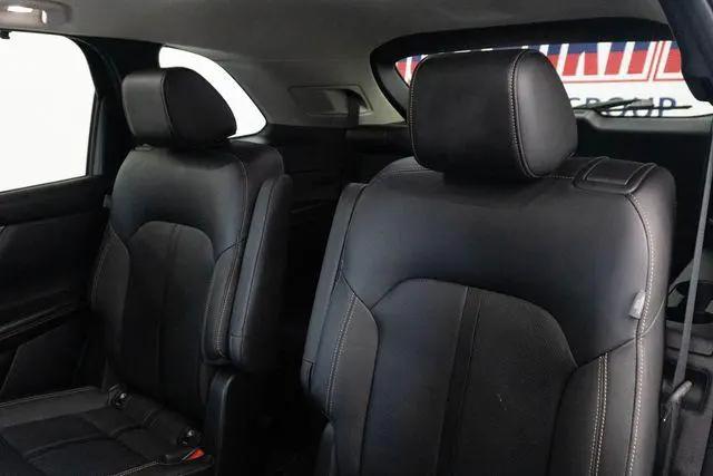 2024 Mazda X-90 Premium