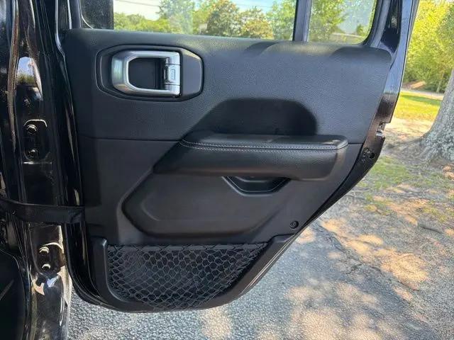 2018 Jeep Wrangler Unlimited Sahara 4x4