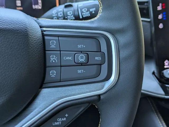 2026 Jeep Grand Wagoneer 4x4