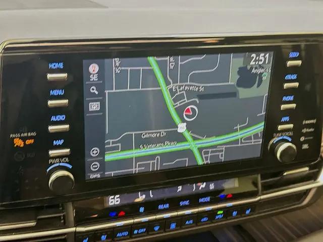 2022 Toyota Sienna Platinum