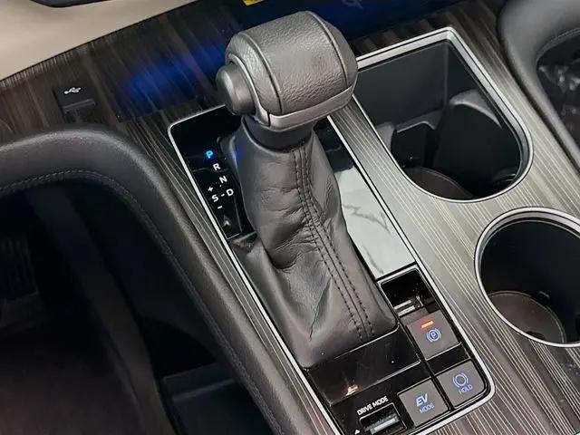 2022 Toyota Sienna Platinum