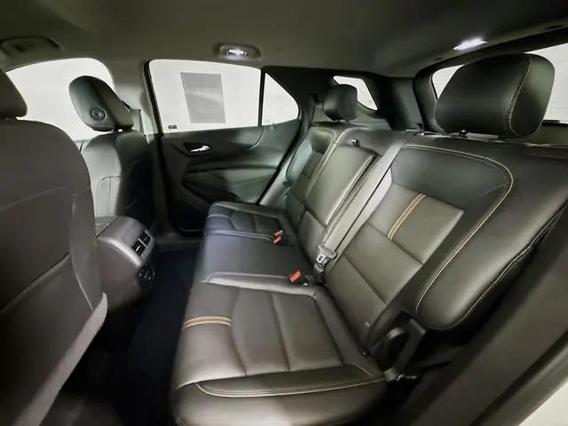 2022 Chevrolet Equinox AWD Premier
