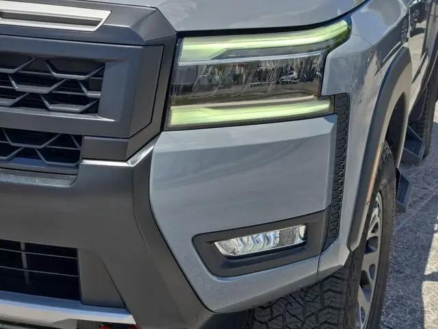 2025 Nissan Frontier Crew Cab PRO-4X 4x4
