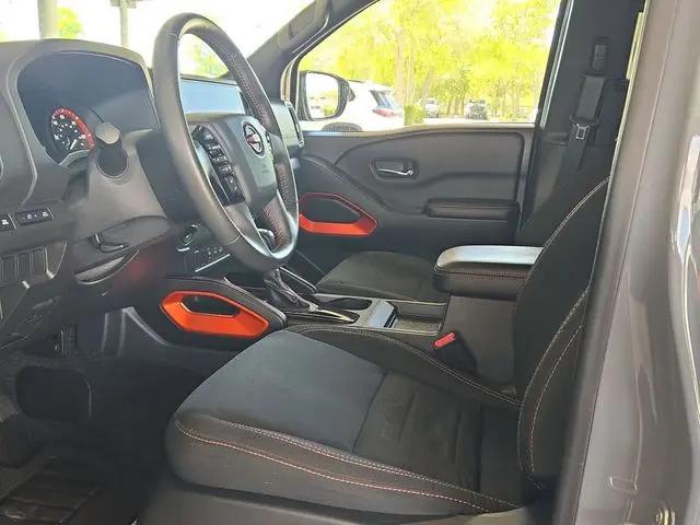 2025 Nissan Frontier Crew Cab PRO-4X 4x4