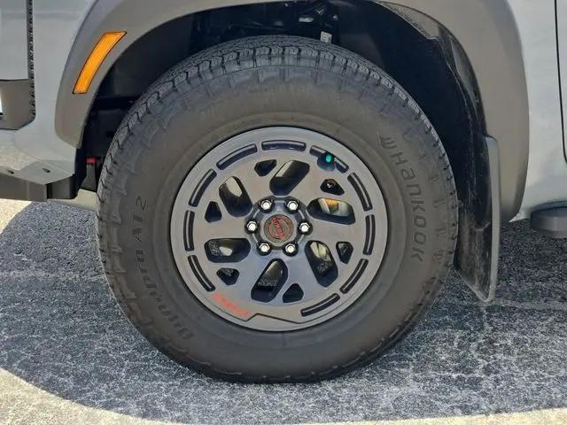 2025 Nissan Frontier Crew Cab PRO-4X 4x4