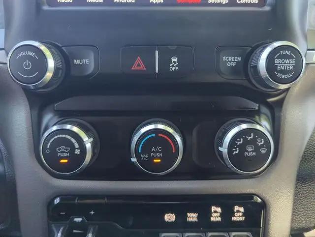 2020 Jeep Ram 2500 Big Horn Crew Cab 4x4 6'4" Box
