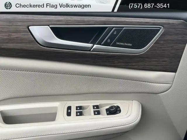 2026 Volkswagen Atlas SEL Premium R-Line