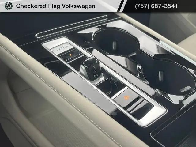 2026 Volkswagen Atlas SEL Premium R-Line