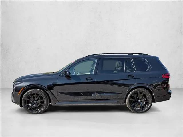 2025 BMW X7 M60i