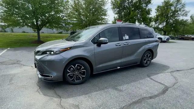 2026 Toyota Sienna Platinum