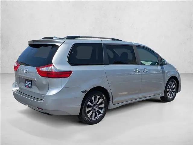 2019 Toyota Sienna Limited Premium 7 Passenger