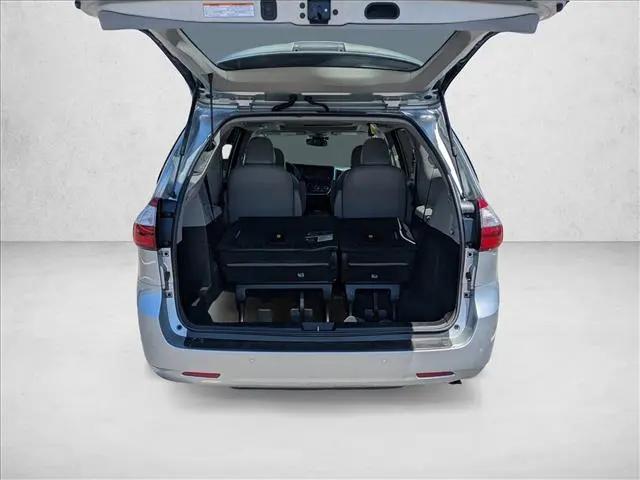 2019 Toyota Sienna Limited Premium 7 Passenger