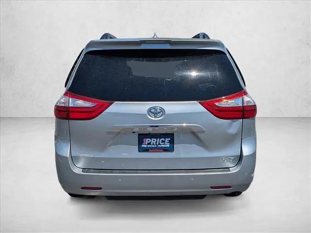 2019 Toyota Sienna Limited Premium 7 Passenger