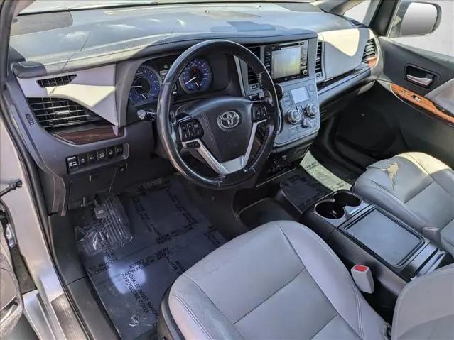 2019 Toyota Sienna Limited Premium 7 Passenger