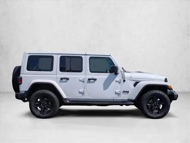 2022 Jeep Wrangler Unlimited Sahara Altitude 4x4