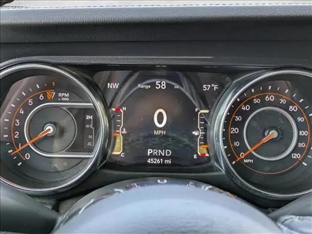 2022 Jeep Wrangler Unlimited Sahara Altitude 4x4