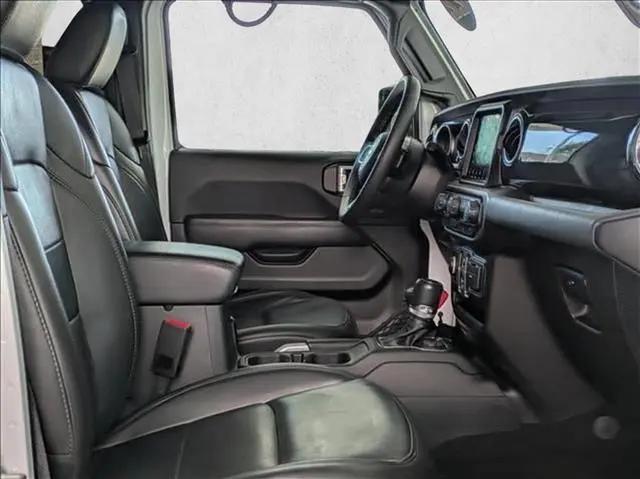 2022 Jeep Wrangler Unlimited Sahara Altitude 4x4