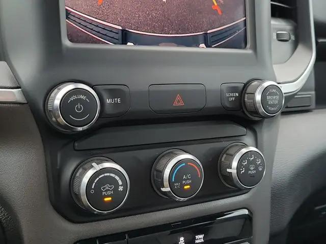 2022 Ram 1500 Big Horn Quad Cab 4x4 6'4" Box