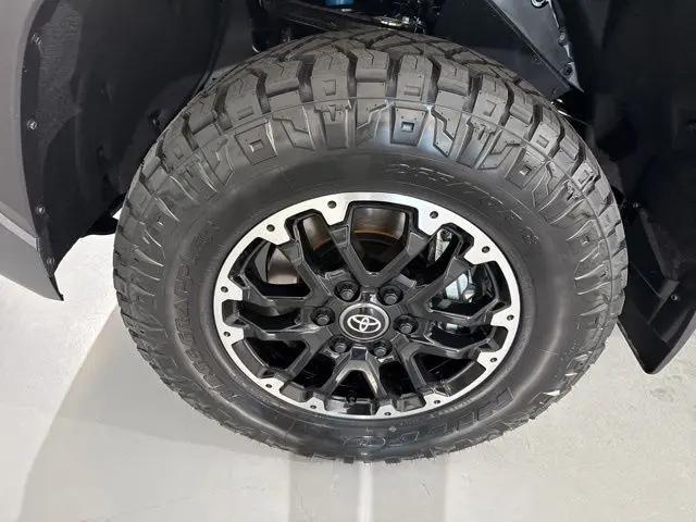 2026 Toyota Tundra SR5 CrewMax 5.5' Bed