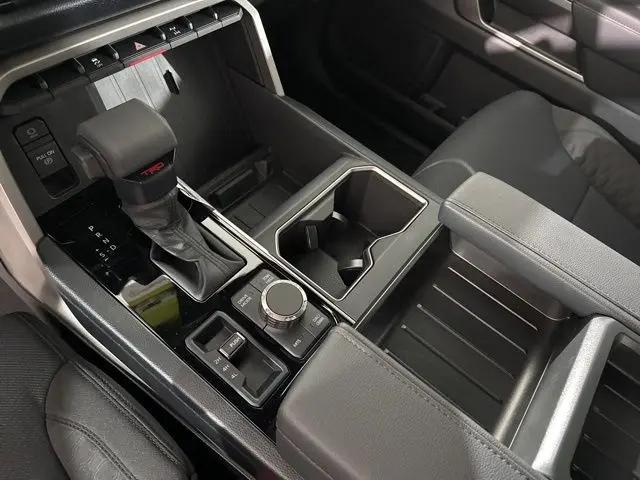 2026 Toyota Tundra SR5 CrewMax 5.5' Bed