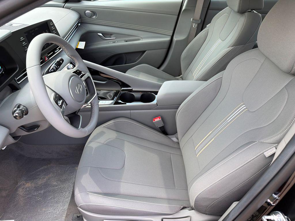 New 2026 Abyss Black HYUNDAI SEL Sport Premium image 10