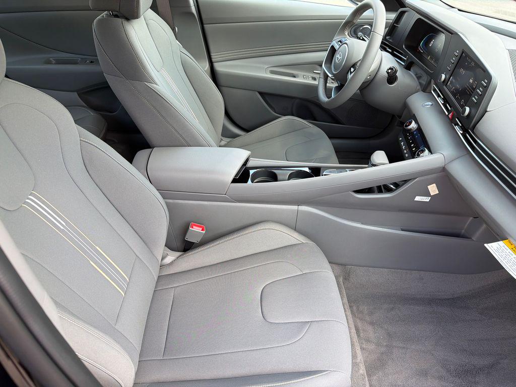 New 2026 Abyss Black HYUNDAI SEL Sport Premium image 14