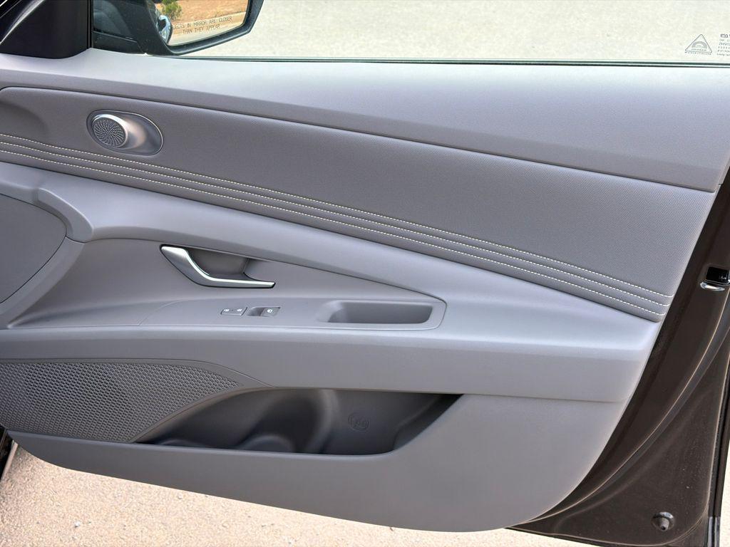 New 2026 Abyss Black HYUNDAI SEL Sport Premium image 15