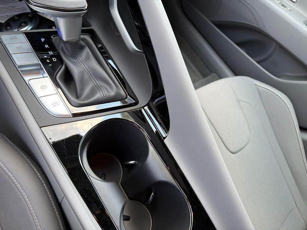 New 2026 Abyss Black HYUNDAI SEL Sport Premium image 32