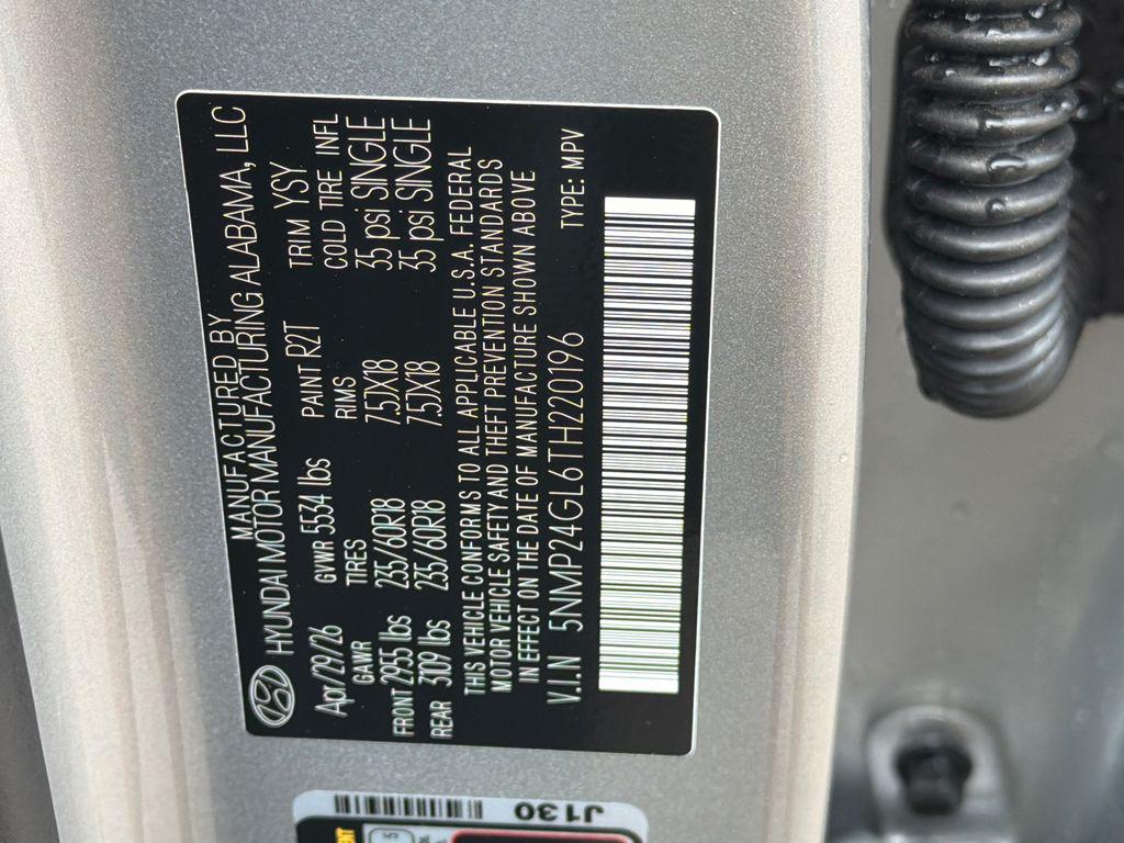 New 2026 Shimmering Silver HYUNDAI SEL FWD image 33