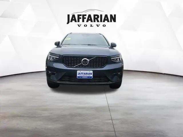2026 Volvo XC40 Plus, B5 AWD Gas (mild hybrid), Dark for sale in Haverhill, MA