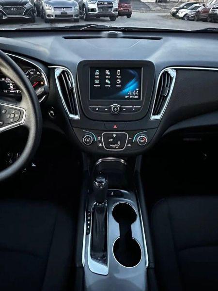 2017 Chevrolet Malibu 1LT