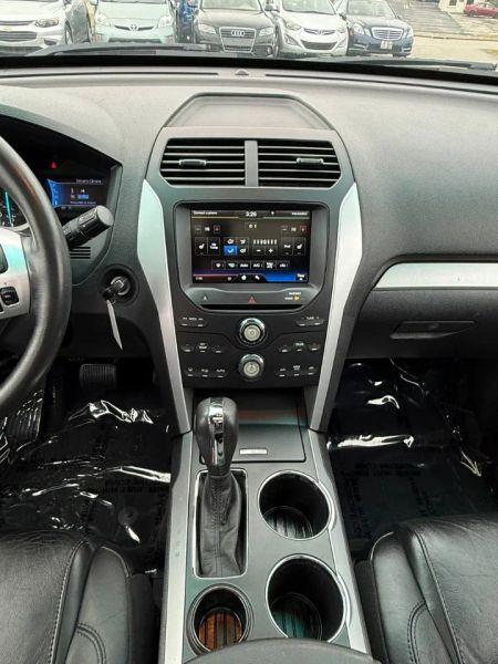 2011 Ford Explorer XLT