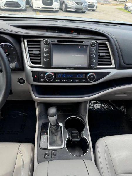 2014 Toyota Highlander XLE V6