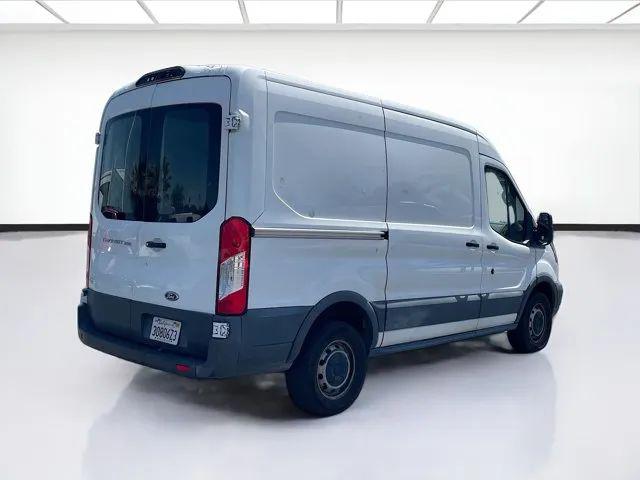 2018 Ford Transit Medium Roof w/Sliding Side Door w/RWB
